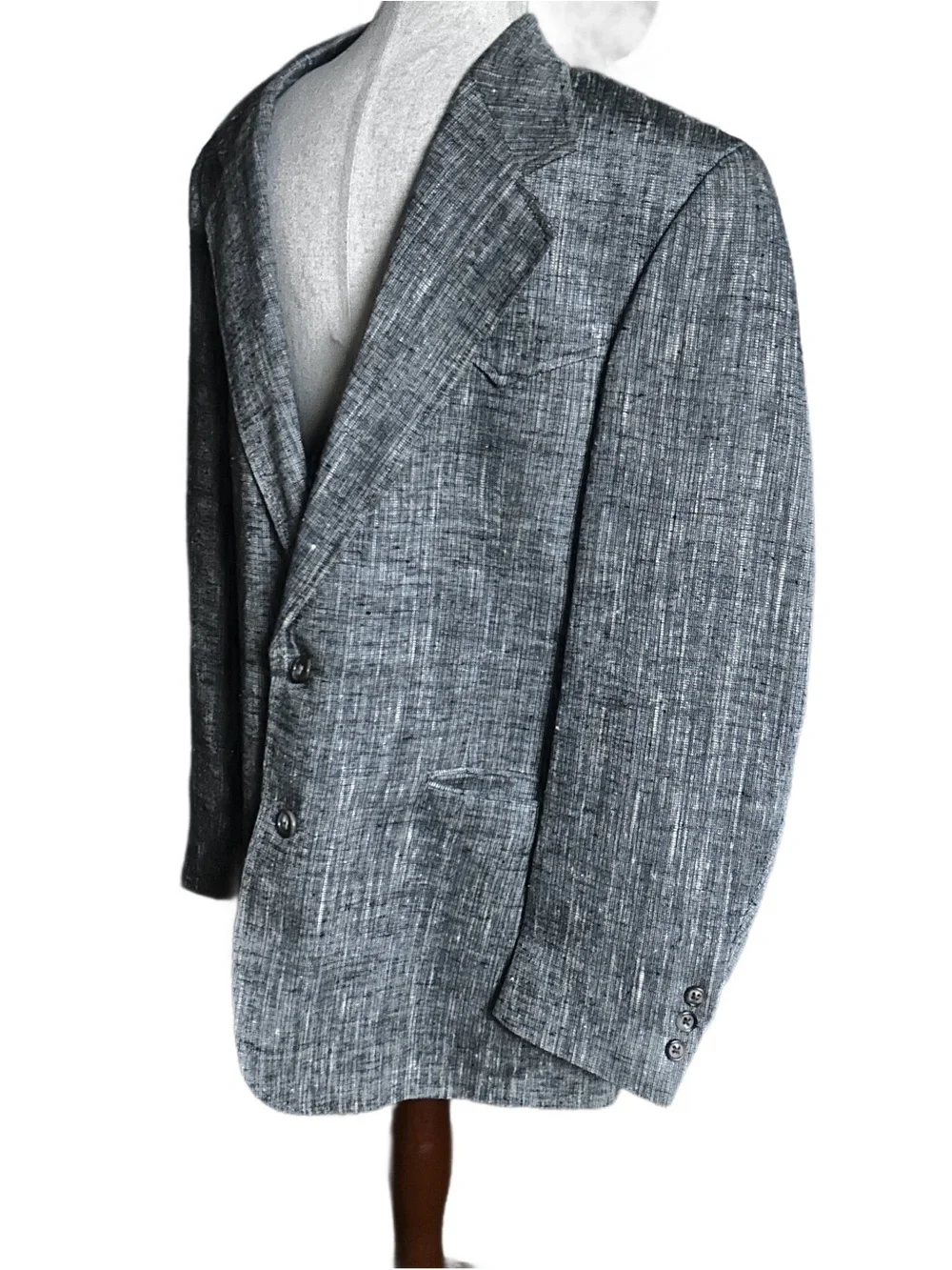Luskey’s 42” microfiber fabric